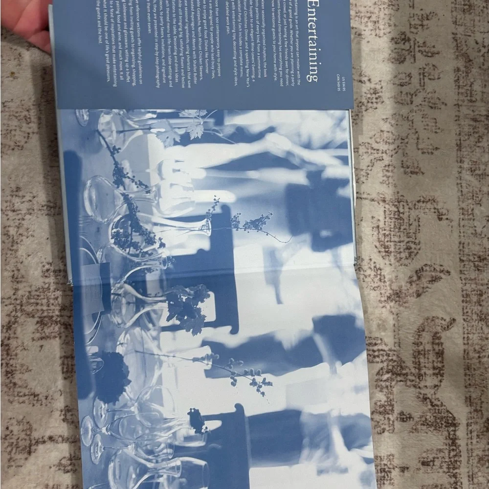 Williams Sonoma Entertaining Guidebook